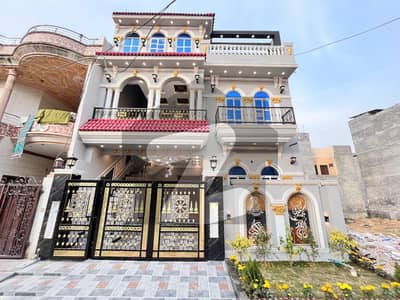 الاحمد گارڈن ہاوسنگ سکیم جی ٹی روڈ,لاہور میں 5 کمروں کا 6 مرلہ مکان 2.5 کروڑ میں برائے فروخت۔ الاحمد گارڈن ہاوسنگ سکیم جی ٹی روڈ,لاہور میں 5 کمروں کا 6 مرلہ مکان 2.5 کروڑ میں برائے فروخت۔