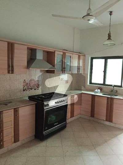 عسکری 4 گلستانِ جوہر,کراچی میں 3 کمروں کا 12 مرلہ فلیٹ 1.7 لاکھ میں کرایہ پر دستیاب ہے۔