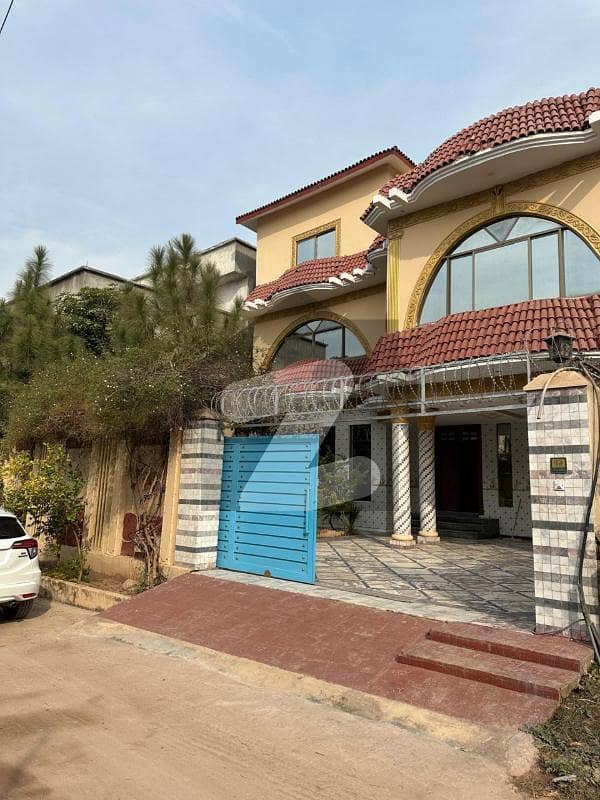 بنی گالہ اسلام آباد میں 6 کمروں کا 1 کنال مکان 5.25 کروڑ میں برائے فروخت۔ بنی گالہ اسلام آباد میں 6 کمروں کا 1 کنال مکان 5.25 کروڑ میں برائے فروخت۔