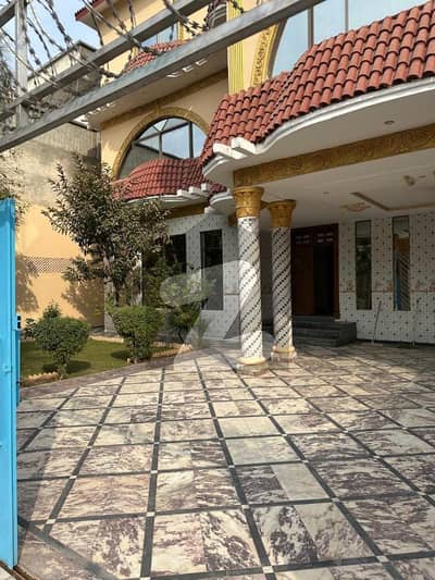 بنی گالہ اسلام آباد میں 6 کمروں کا 1 کنال مکان 5.25 کروڑ میں برائے فروخت۔