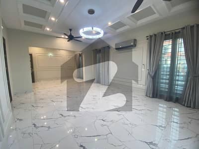 بحریہ ٹاؤن فیز 4 بحریہ ٹاؤن راولپنڈی,راولپنڈی میں 7 کمروں کا 1 کنال مکان 3.0 لاکھ میں کرایہ پر دستیاب ہے۔ بحریہ ٹاؤن فیز 4 بحریہ ٹاؤن راولپنڈی,راولپنڈی میں 7 کمروں کا 1 کنال مکان 3.0 لاکھ میں کرایہ پر دستیاب ہے۔