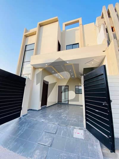 ملتان پبلک سکول روڈ ملتان میں 3 کمروں کا 4 مرلہ مکان 93.0 لاکھ میں برائے فروخت۔