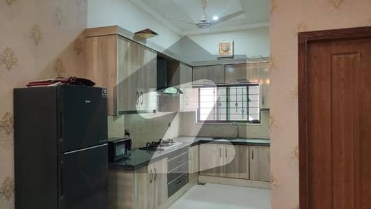 بحریہ ٹاؤن قائد بلاک بحریہ ٹاؤن سیکٹر ای,بحریہ ٹاؤن,لاہور میں 3 کمروں کا 10 مرلہ بالائی پورشن 90.0 ہزار میں کرایہ پر دستیاب ہے۔ بحریہ ٹاؤن قائد بلاک بحریہ ٹاؤن سیکٹر ای,بحریہ ٹاؤن,لاہور میں 3 کمروں کا 10 مرلہ بالائی پورشن 90.0 ہزار میں کرایہ پر دستیاب ہے۔