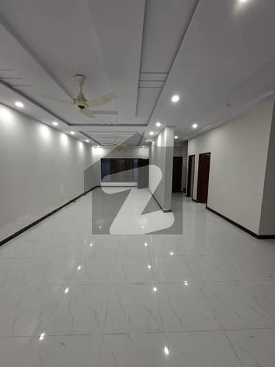 ڈی ایچ اے سیکٹر اے - رچنا ولاز ڈی ایچ اے سیکٹر اے,ڈی ایچ اے ڈیفینس,گوجرانوالہ میں 5 کمروں کا 10 مرلہ مکان 95.0 ہزار میں کرایہ پر دستیاب ہے۔ ڈی ایچ اے سیکٹر اے - رچنا ولاز ڈی ایچ اے سیکٹر اے,ڈی ایچ اے ڈیفینس,گوجرانوالہ میں 5 کمروں کا 10 مرلہ مکان 95.0 ہزار میں کرایہ پر دستیاب ہے۔