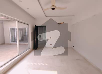 ڈی ایچ اے فیز 1 ڈیفنس (ڈی ایچ اے),لاہور میں 3 کمروں کا 1 کنال بالائی پورشن 1.6 لاکھ میں کرایہ پر دستیاب ہے۔ ڈی ایچ اے فیز 1 ڈیفنس (ڈی ایچ اے),لاہور میں 3 کمروں کا 1 کنال بالائی پورشن 1.6 لاکھ میں کرایہ پر دستیاب ہے۔