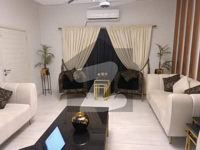 گلشنِ اقبال گلشنِ اقبال ٹاؤن,کراچی میں 11 کمروں کا 10 مرلہ مکان 5.75 کروڑ میں برائے فروخت۔