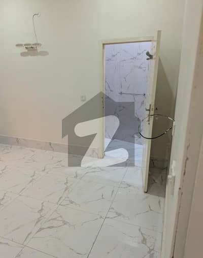 این ایف سی 2 - بلاک سی این ایف سی 2,لاہور میں 2 کمروں کا 10 مرلہ بالائی پورشن 75.0 ہزار میں کرایہ پر دستیاب ہے۔ این ایف سی 2 - بلاک سی این ایف سی 2,لاہور میں 2 کمروں کا 10 مرلہ بالائی پورشن 75.0 ہزار میں کرایہ پر دستیاب ہے۔