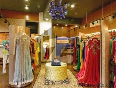 1500 Sq Ft Premium One-Floor Shop for Rent Gulberg, Facing MM Alam Road