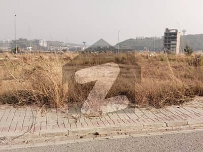 ڈی ایچ اے ڈیفینس فیز 4 ڈی ایچ اے ڈیفینس,اسلام آباد میں 1 کنال رہائشی پلاٹ 2.65 کروڑ میں برائے فروخت۔ ڈی ایچ اے ڈیفینس فیز 4 ڈی ایچ اے ڈیفینس,اسلام آباد میں 1 کنال رہائشی پلاٹ 2.65 کروڑ میں برائے فروخت۔