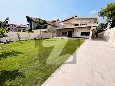 ایف ۔ 6 اسلام آباد میں 4 کمروں کا 3 کنال مکان 11.0 لاکھ میں کرایہ پر دستیاب ہے۔