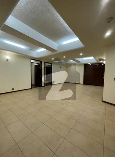 سلوراوکس اپارٹمنٹ ایف ۔ 10,اسلام آباد میں 3 کمروں کا 9 مرلہ فلیٹ 2.6 لاکھ میں کرایہ پر دستیاب ہے۔ سلوراوکس اپارٹمنٹ ایف ۔ 10,اسلام آباد میں 3 کمروں کا 9 مرلہ فلیٹ 2.6 لاکھ میں کرایہ پر دستیاب ہے۔