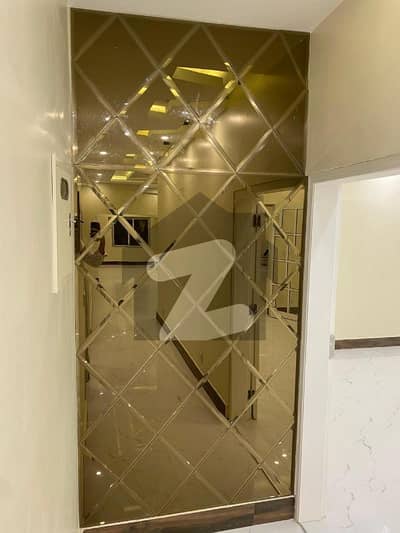 ڈی ایچ اے فیز 5 ڈی ایچ اے ڈیفینس,کراچی میں 3 کمروں کا 10 مرلہ فلیٹ 8.0 کروڑ میں برائے فروخت۔ ڈی ایچ اے فیز 5 ڈی ایچ اے ڈیفینس,کراچی میں 3 کمروں کا 10 مرلہ فلیٹ 8.0 کروڑ میں برائے فروخت۔