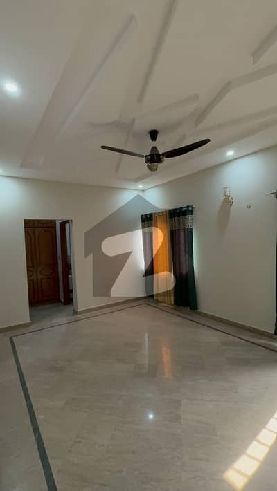 جوڈیشل کالونی لاہور میں 2 کمروں کا 7 مرلہ زیریں پورشن 55.0 ہزار میں کرایہ پر دستیاب ہے۔