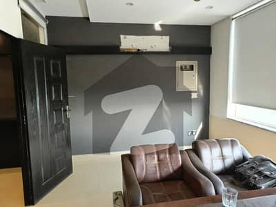 ڈی ایچ اے فیز 6 - مین بلیوارڈ ڈی ایچ اے فیز 6,ڈیفنس (ڈی ایچ اے),لاہور میں 4 مرلہ دفتر 91.0 ہزار میں کرایہ پر دستیاب ہے۔