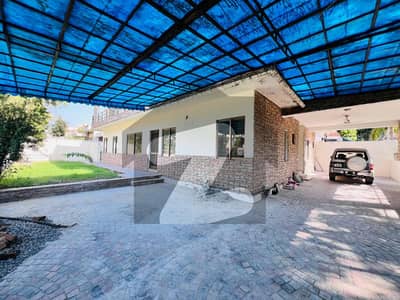 ایف ۔ 8 اسلام آباد میں 5 کمروں کا 1 کنال مکان 5.0 لاکھ میں کرایہ پر دستیاب ہے۔