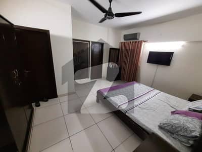 Compound Facing | 4th Floor | 3 Bed, Drawing, Dining Apartment For Sale Kings Tower, Gulistan-E-Johar