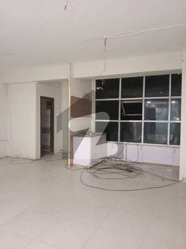 Office For Rent (750 sqft Hall) Office For Rent (750 sqft Hall)