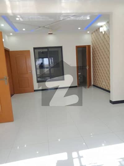 ڈی ۔ 12/2 ڈی ۔ 12,اسلام آباد میں 3 کمروں کا 1 کنال زیریں پورشن 2.5 لاکھ میں کرایہ پر دستیاب ہے۔