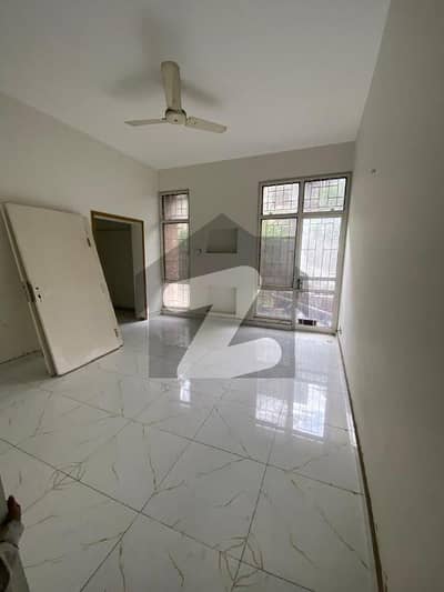 1 Kanal Lower Portion Available For Family