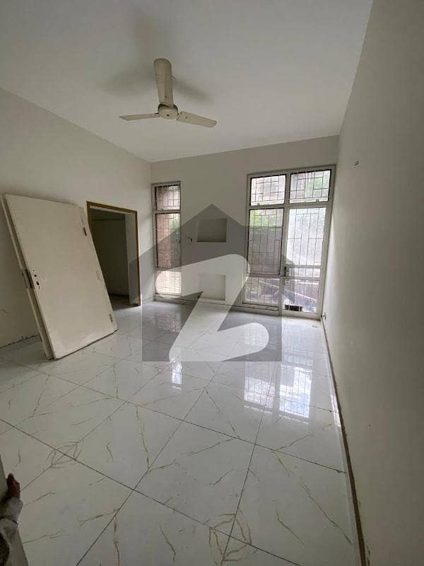 1 Kanal Lower Portion Available For Family 1 Kanal Lower Portion Available For Family