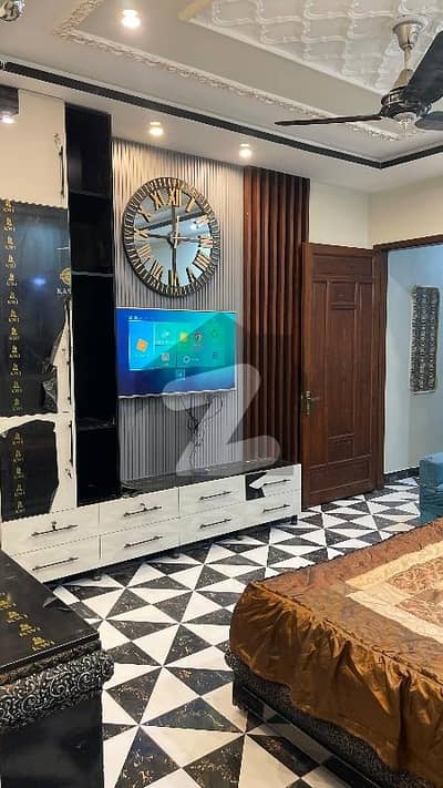 سبزہ زار سکیم لاہور میں 4 کمروں کا 3 مرلہ مکان 1.5 کروڑ میں برائے فروخت۔ سبزہ زار سکیم لاہور میں 4 کمروں کا 3 مرلہ مکان 1.5 کروڑ میں برائے فروخت۔