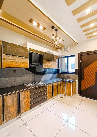 5 Marla Luxury House Available For sale 5 Marla Luxury House Available For sale