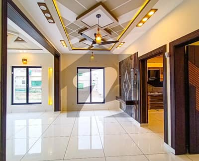 5 Marla Luxury House Available For Sale