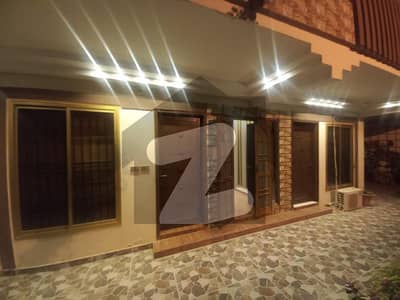 گلشنِ اقبال - بلاک 7 گلشنِ اقبال,گلشنِ اقبال ٹاؤن,کراچی میں 5 کمروں کا 10 مرلہ مکان 1.5 لاکھ میں کرایہ پر دستیاب ہے۔ گلشنِ اقبال - بلاک 7 گلشنِ اقبال,گلشنِ اقبال ٹاؤن,کراچی میں 5 کمروں کا 10 مرلہ مکان 1.5 لاکھ میں کرایہ پر دستیاب ہے۔