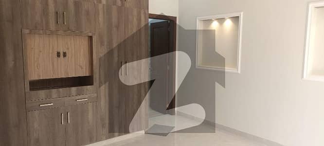 ڈی ۔ 12/4 ڈی ۔ 12,اسلام آباد میں 4 کمروں کا 4 مرلہ مکان 4.3 کروڑ میں برائے فروخت۔