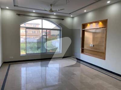 ڈی ۔ 12/2 ڈی ۔ 12,اسلام آباد میں 3 کمروں کا 1 کنال بالائی پورشن 2.65 لاکھ میں کرایہ پر دستیاب ہے۔