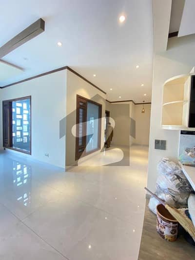 ڈی ایچ اے فیز 8 ایکسٹینشن ڈی ایچ اے فیز 8,ڈی ایچ اے ڈیفینس,کراچی میں 3 کمروں کا 1 کنال زیریں پورشن 2.5 لاکھ میں کرایہ پر دستیاب ہے۔