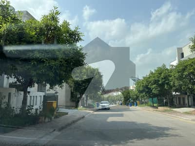 بحریہ انکلیو - سیکٹر ایم بحریہ انکلیو,بحریہ ٹاؤن,اسلام آباد میں 10 مرلہ رہائشی پلاٹ 1.25 کروڑ میں برائے فروخت۔