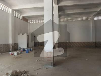 کورنگی انڈسٹریل ایریا کورنگی,کراچی میں 18 مرلہ گودام 4.0 لاکھ میں کرایہ پر دستیاب ہے۔