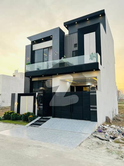 سینٹرل پارک ہاؤسنگ سکیم لاہور میں 3 کمروں کا 5 مرلہ مکان 1.95 کروڑ میں برائے فروخت۔