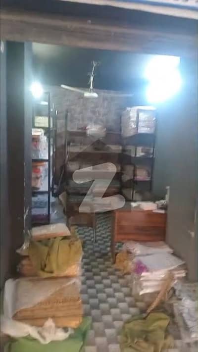 گلشن اقبال - بلاک 13-ڈی2 گلشنِ اقبال,گلشنِ اقبال ٹاؤن,کراچی میں 0 مرلہ دکان 28.0 لاکھ میں برائے فروخت۔