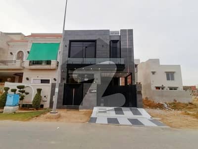 Prime Location In DHA 11 Rahbar Phase 2 Extension - Block M Of Lahore, A 5 Marla House Is Available