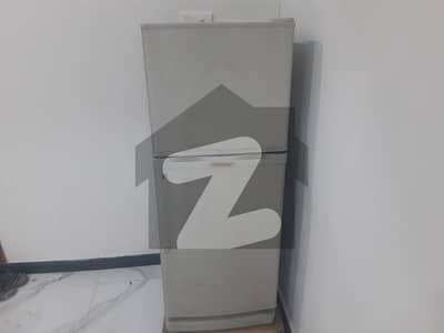 آئی ۔ 8 اسلام آباد میں 2 کمروں کا 5 مرلہ فلیٹ 1.7 لاکھ میں کرایہ پر دستیاب ہے۔