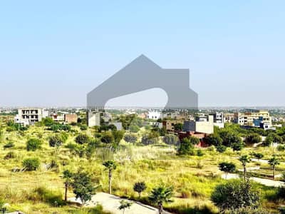 زمر ویلی کشمیر ہائی وے,اسلام آباد میں 4 مرلہ کمرشل پلاٹ 56.0 لاکھ میں برائے فروخت۔