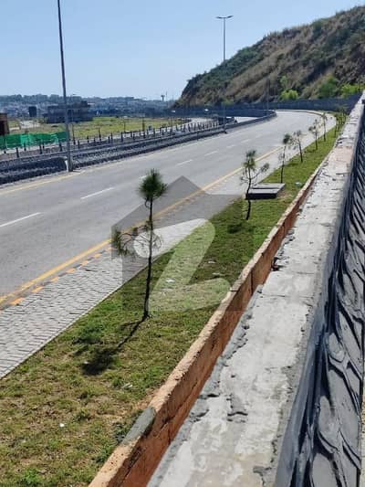 Possession Able Plot Reasonable Price  Best Opportunity For Investment & House Build Level & Solid Land  *Property Description*  *Possession Able Plot Reasonable Price  *Best Opportunity For Investment & House Build Level & Solid Land