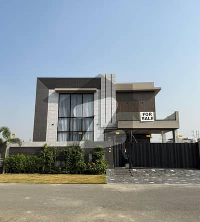 ڈی ایچ اے فیز 7 ڈیفنس (ڈی ایچ اے),لاہور میں 5 کمروں کا 1 کنال مکان 8.5 کروڑ میں برائے فروخت۔