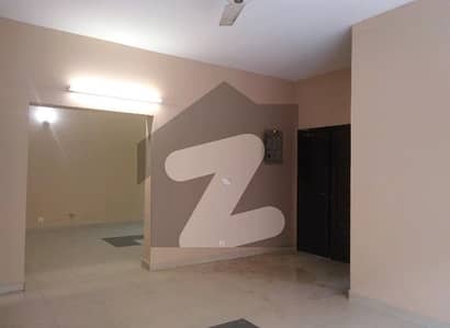 عسکری 11 عسکری,لاہور میں 3 کمروں کا 10 مرلہ مکان 4.38 کروڑ میں برائے فروخت۔