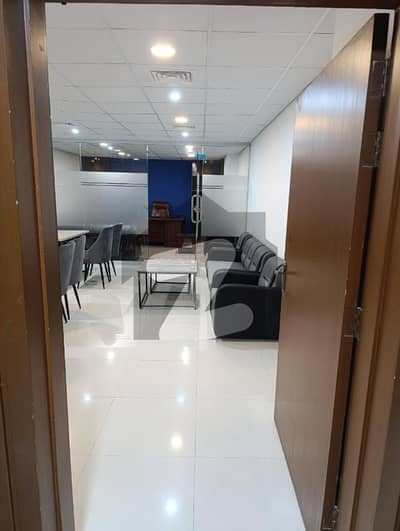 ڈی ایچ اے ڈیفینس فیز 2 ڈی ایچ اے ڈیفینس,اسلام آباد میں 4 مرلہ دفتر 1.4 کروڑ میں برائے فروخت۔