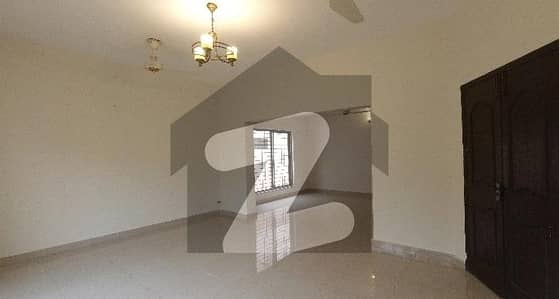 15 Marla House In Askari Of Lahore Is Available For sale