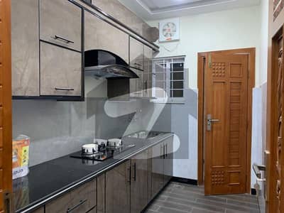 ممتاز سٹی اسلام آباد میں 6 کمروں کا 5 مرلہ مکان 1.0 لاکھ میں کرایہ پر دستیاب ہے۔