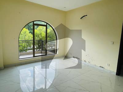 ریور لوفٹ بحریہ ٹاؤن راولپنڈی,راولپنڈی میں 2 کمروں کا 7 مرلہ فلیٹ 1.05 لاکھ میں کرایہ پر دستیاب ہے۔