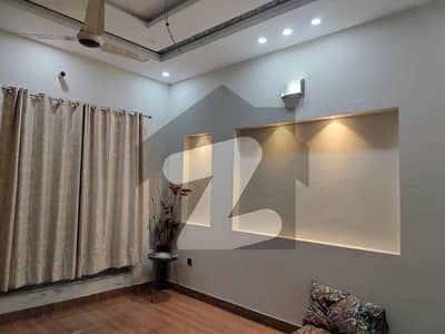 10 Marla Lower Portion Johar Block For Rent
