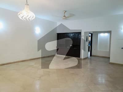 10 MARLA BEAUTIFULL LOWER PORTION AVALIABLE FOR RENT IN DHA DEFANCE