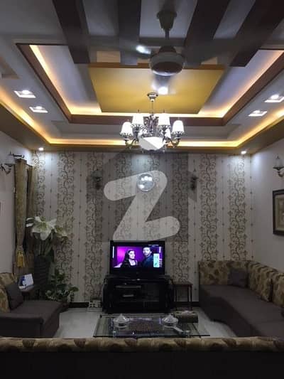 گلستانِِ جوہر ۔ بلاک 3 گلستانِ جوہر,کراچی میں 6 کمروں کا 6 مرلہ مکان 6.2 کروڑ میں برائے فروخت۔