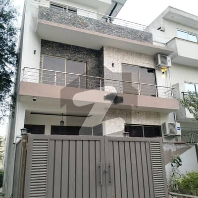 جی ۔ 14/4 جی ۔ 14,اسلام آباد میں 4 کمروں کا 4 مرلہ مکان 3.65 کروڑ میں برائے فروخت۔