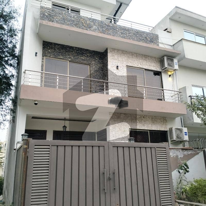 جی ۔ 14/4 جی ۔ 14,اسلام آباد میں 4 کمروں کا 4 مرلہ مکان 3.65 کروڑ میں برائے فروخت۔ جی ۔ 14/4 جی ۔ 14,اسلام آباد میں 4 کمروں کا 4 مرلہ مکان 3.65 کروڑ میں برائے فروخت۔